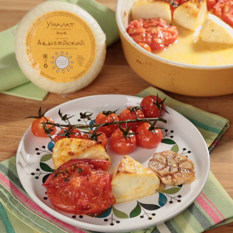 Как приготовить Томаты, запеченные с чесноком и сыром
