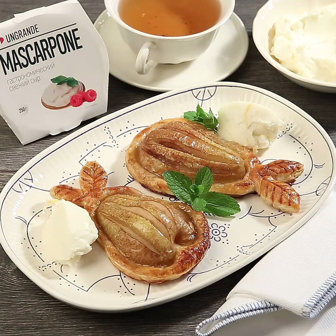 Как приготовить Запеченные груши с кремом из маскарпоне