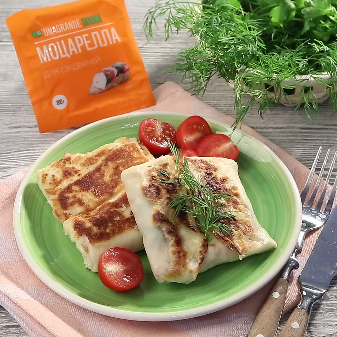 Как приготовить Блинчики с ветчиной и моцареллой